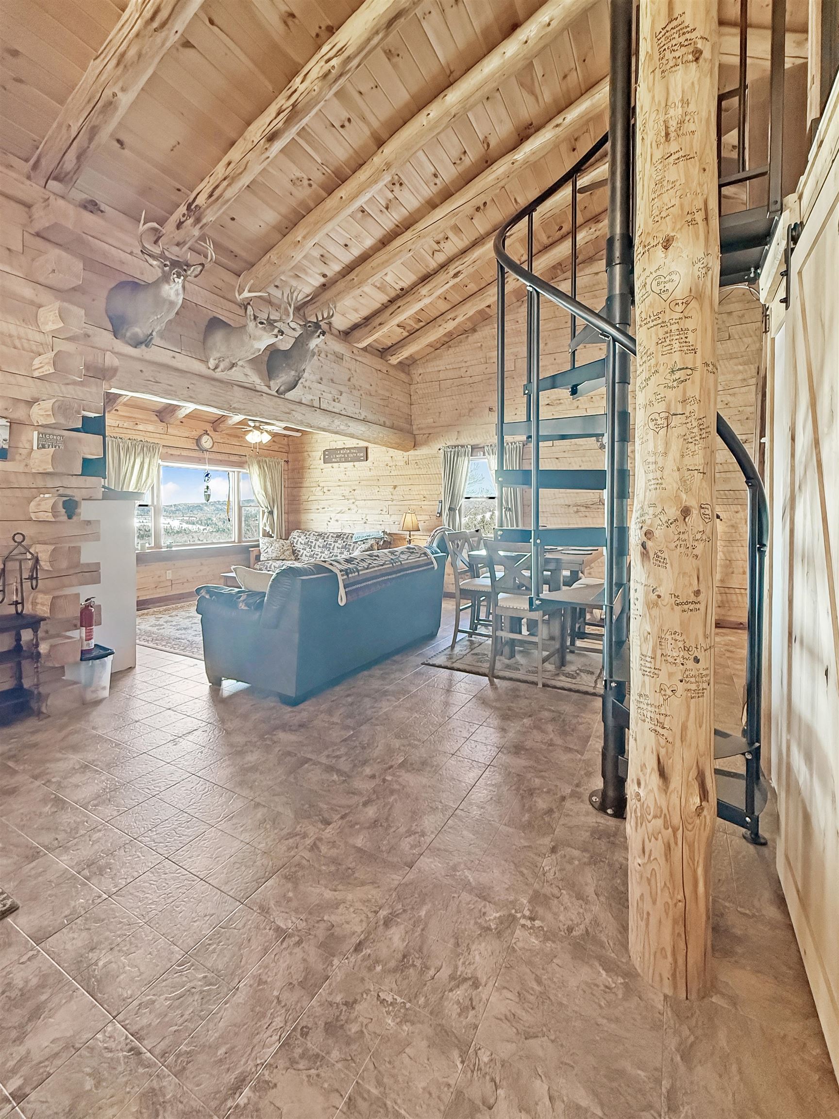 706 Diamond Pond Road Colebrook, NH 03576 - Photo 9 of 28