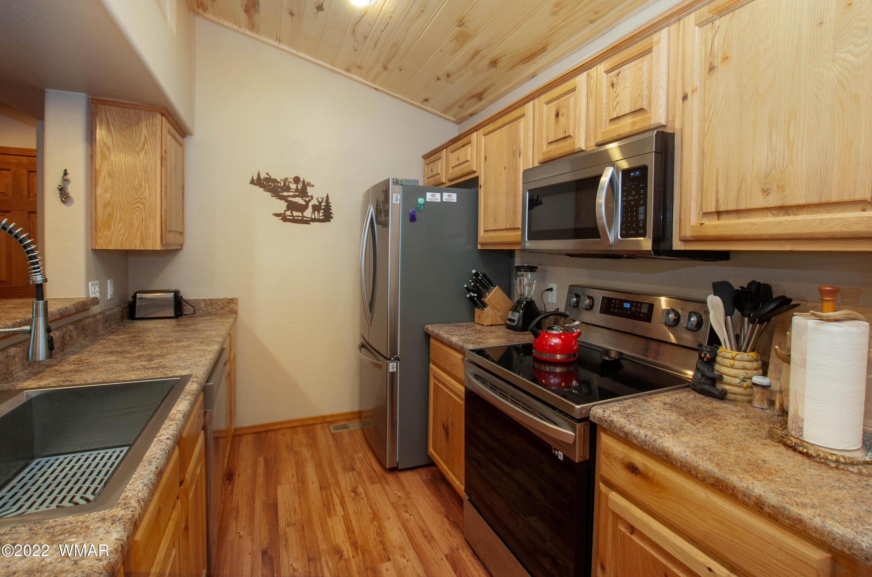 2346 Buffalo Loop Overgaard, AZ 85933 - Photo 6 of 17