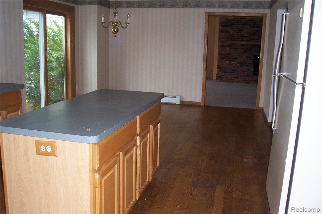 Kitchen (2)