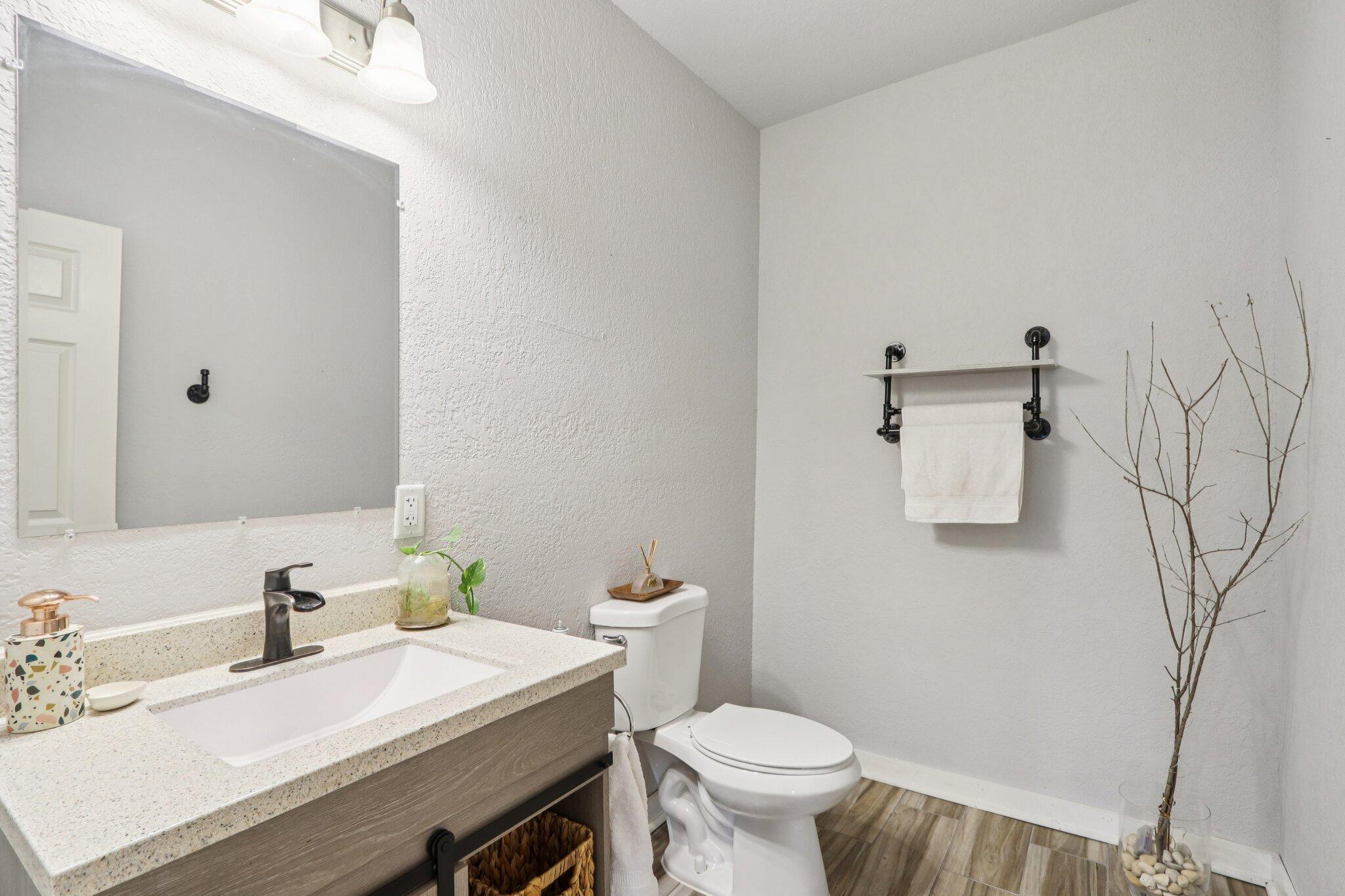 8051 North Granville Road Milwaukee, WI 53224 - Photo 26 of 86 26-web-or-mls-N Granville Rd-S0404-026