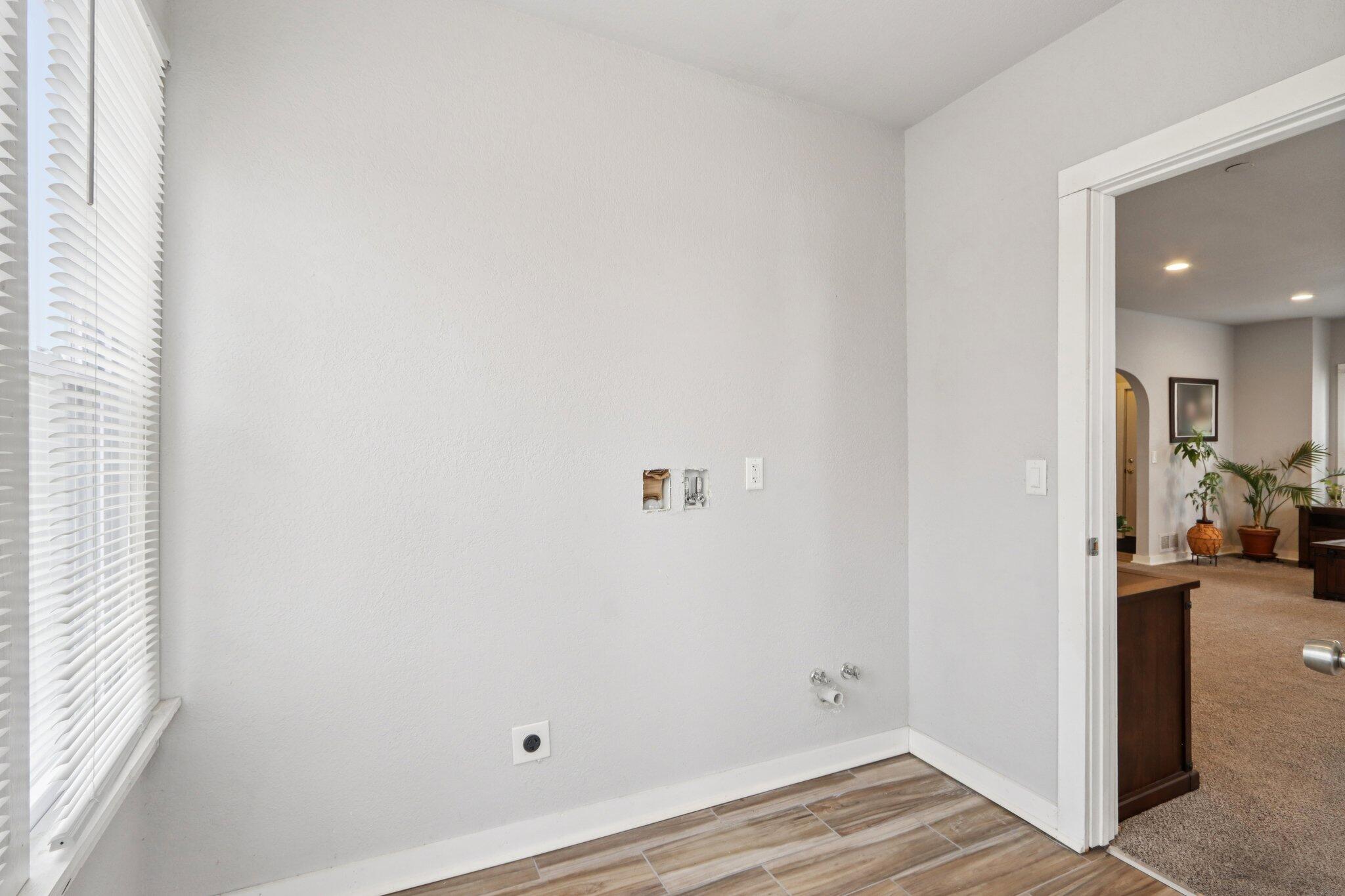 8051 North Granville Road Milwaukee, WI 53224 - Photo 27 of 86 27-web-or-mls-N Granville Rd-S0404-027