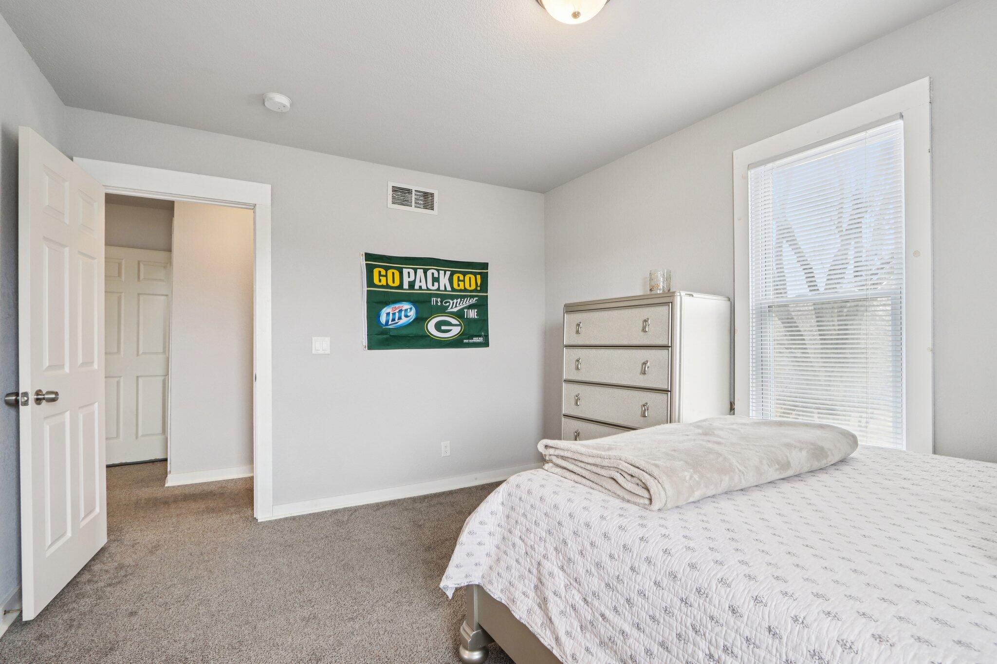 8051 North Granville Road Milwaukee, WI 53224 - Photo 51 of 86 51-web-or-mls-N Granville Rd-S0404-051