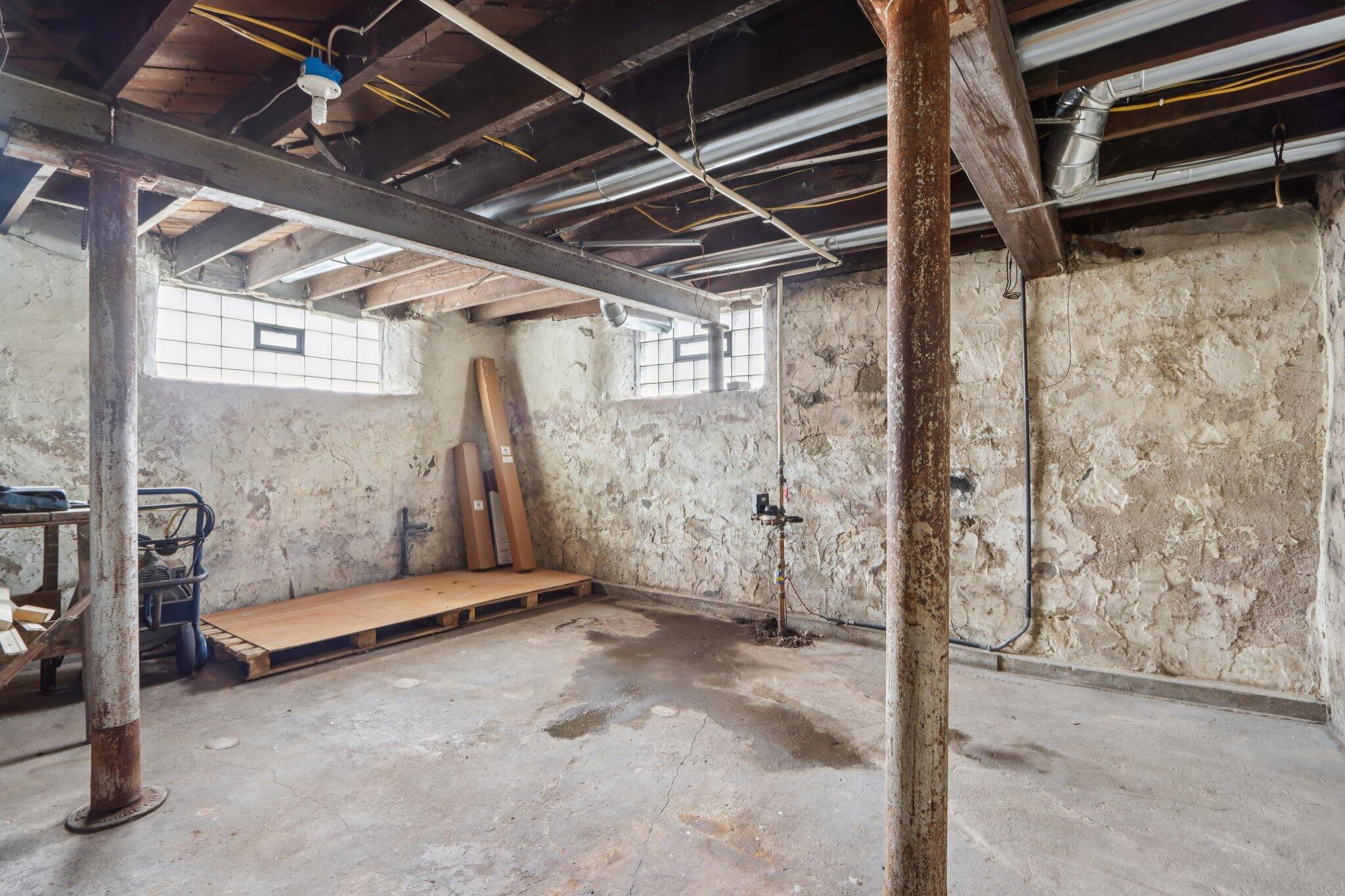 8051 North Granville Road Milwaukee, WI 53224 - Photo 56 of 94 56-web-or-mls-N Granville Rd-S0404-056
