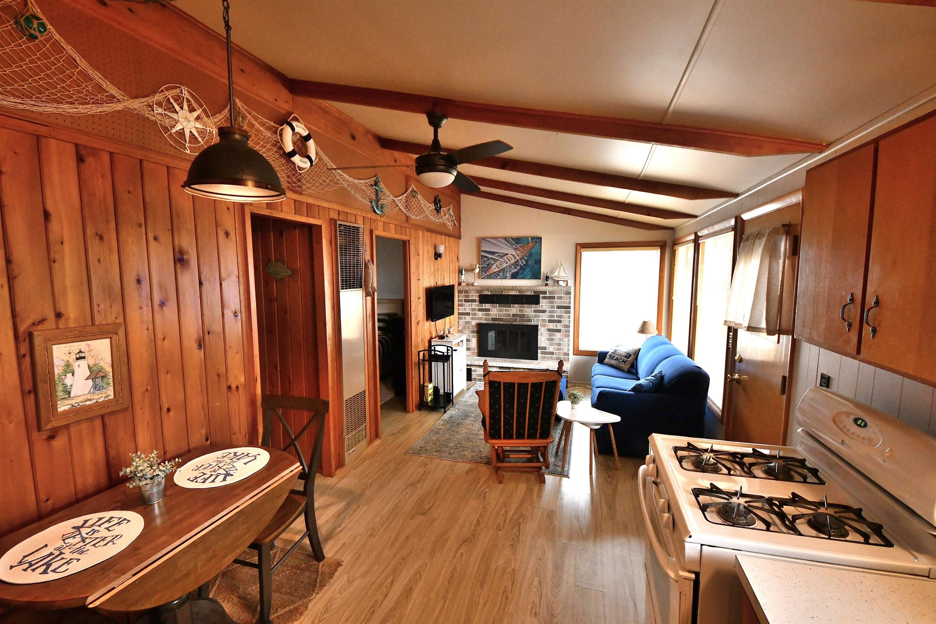 9608 Monroe Road St. Helen, MI 48656 - Photo 7 of 27 1898511-6.JPG