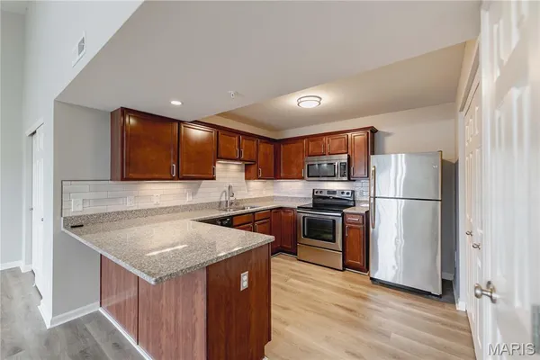 $219,900 | 532 Bordeaux Way, St. Peters, MO 63376