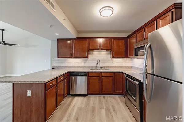 $219,900 | 532 Bordeaux Way, St. Peters, MO 63376