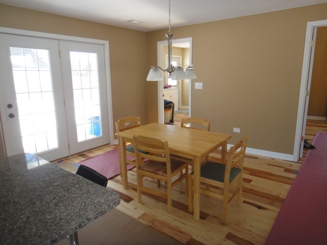 5711 Willow Springs Road Countryside, IL 60525 - Photo 8 of 17 a dining room with furniture and window