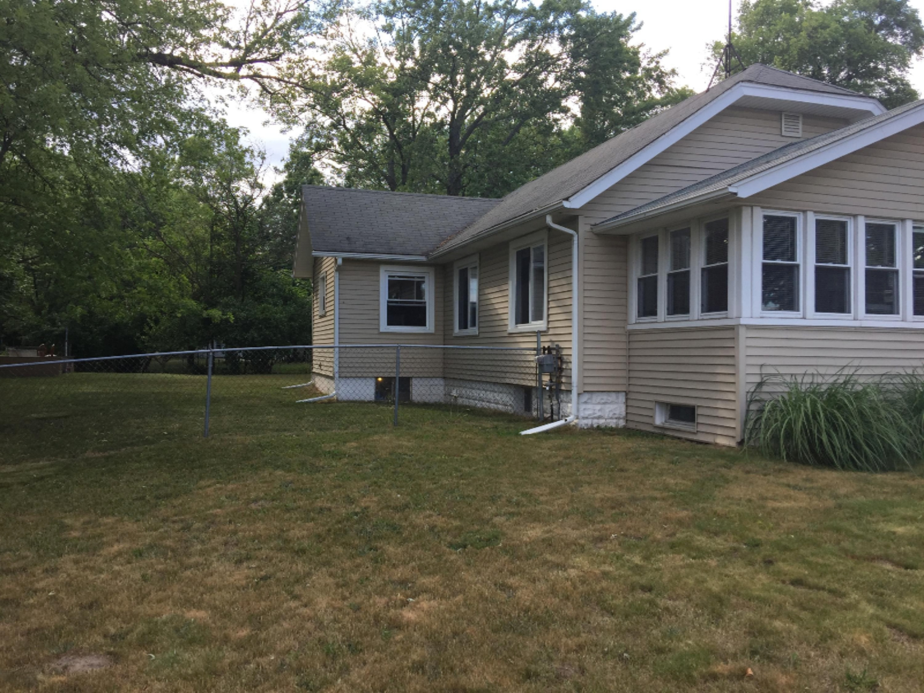 8126 Shaver Road Portage, MI 49024 - Photo 2 of 21 IMG_2148