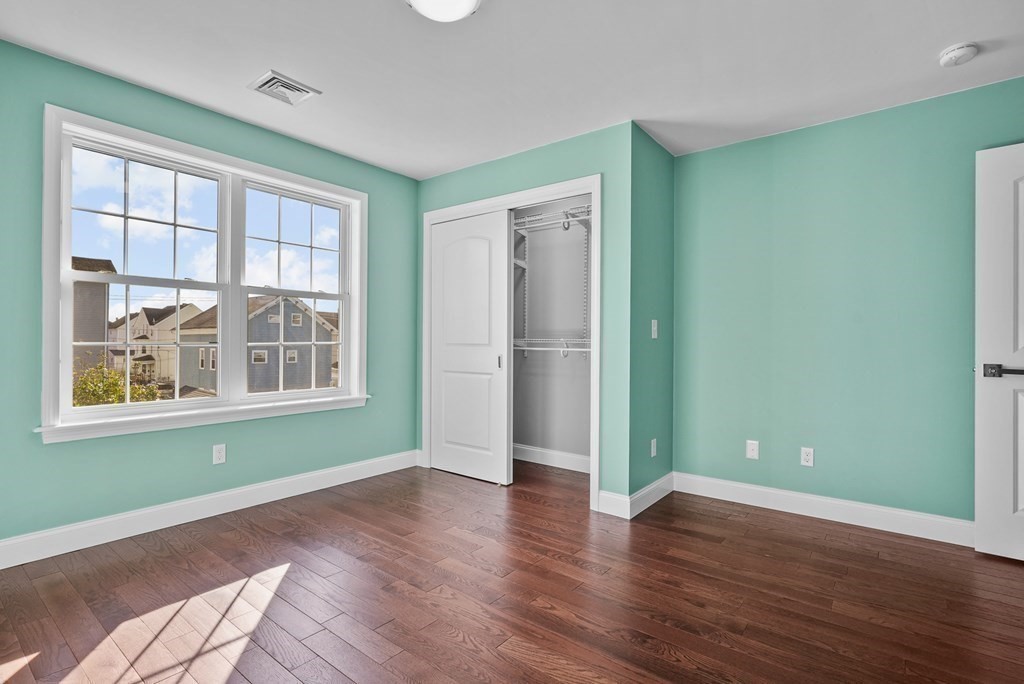 154 Foster Street Fall River, MA 02721 - Photo 19 of 25