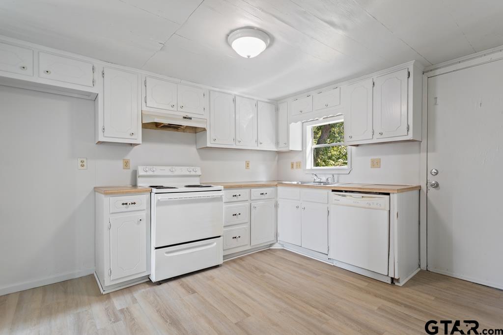 210 Cooper Street Lindale, TX 75771 - Photo 11 of 23