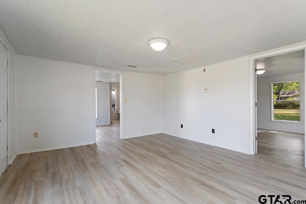 210 Cooper Street Lindale, TX 75771 - Photo 8 of 23