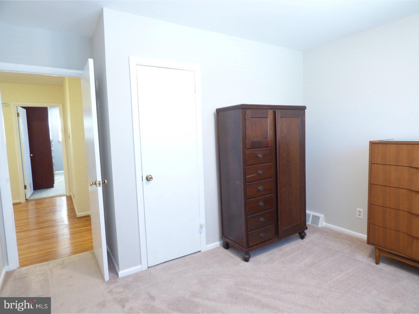 8909 Rising Sun Avenue Philadelphia, PA 19115 - Photo 17 of 25