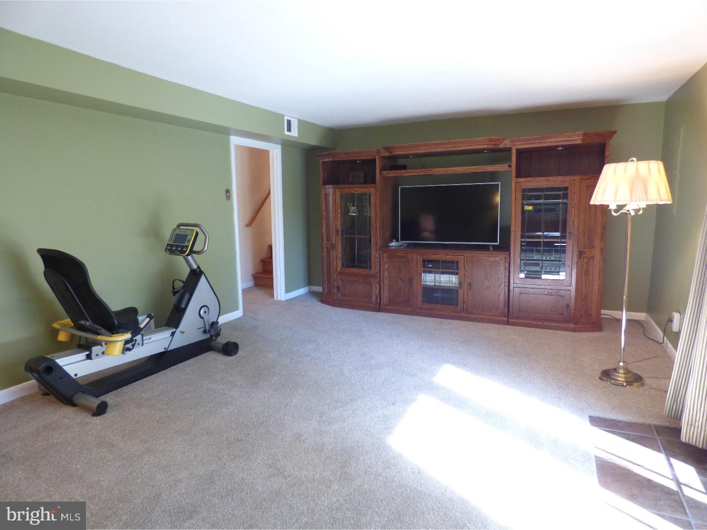 8909 Rising Sun Avenue Philadelphia, PA 19115 - Photo 10 of 25