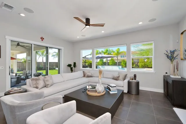 $1,975,000 | 807 Fallen Log Court, Rocklin, CA 95765