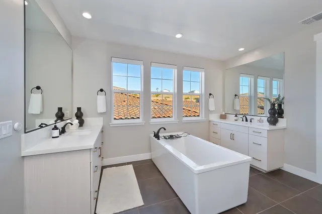 $1,975,000 | 807 Fallen Log Court, Rocklin, CA 95765