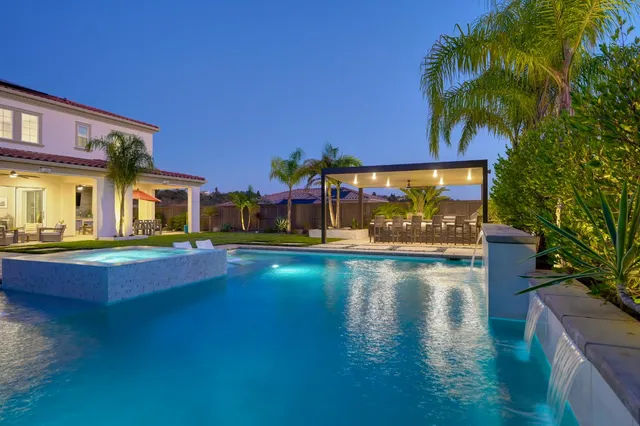 $1,975,000 | 807 Fallen Log Court, Rocklin, CA 95765