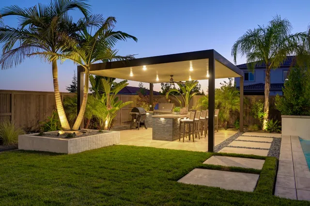 $1,975,000 | 807 Fallen Log Court, Rocklin, CA 95765