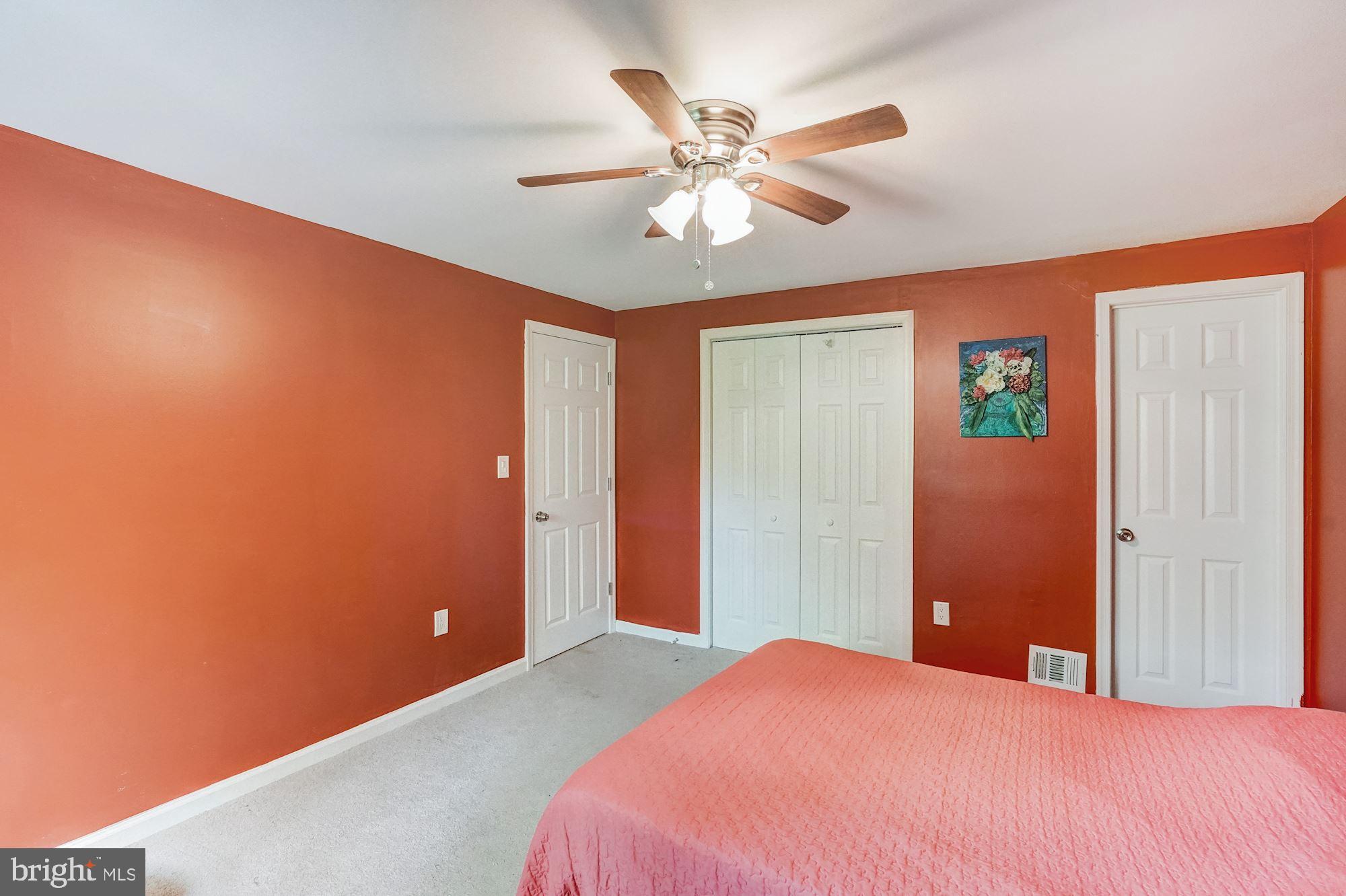 129 North Cottage Road Sterling, VA 20164 - Photo 16 of 29 Gallery Image 16