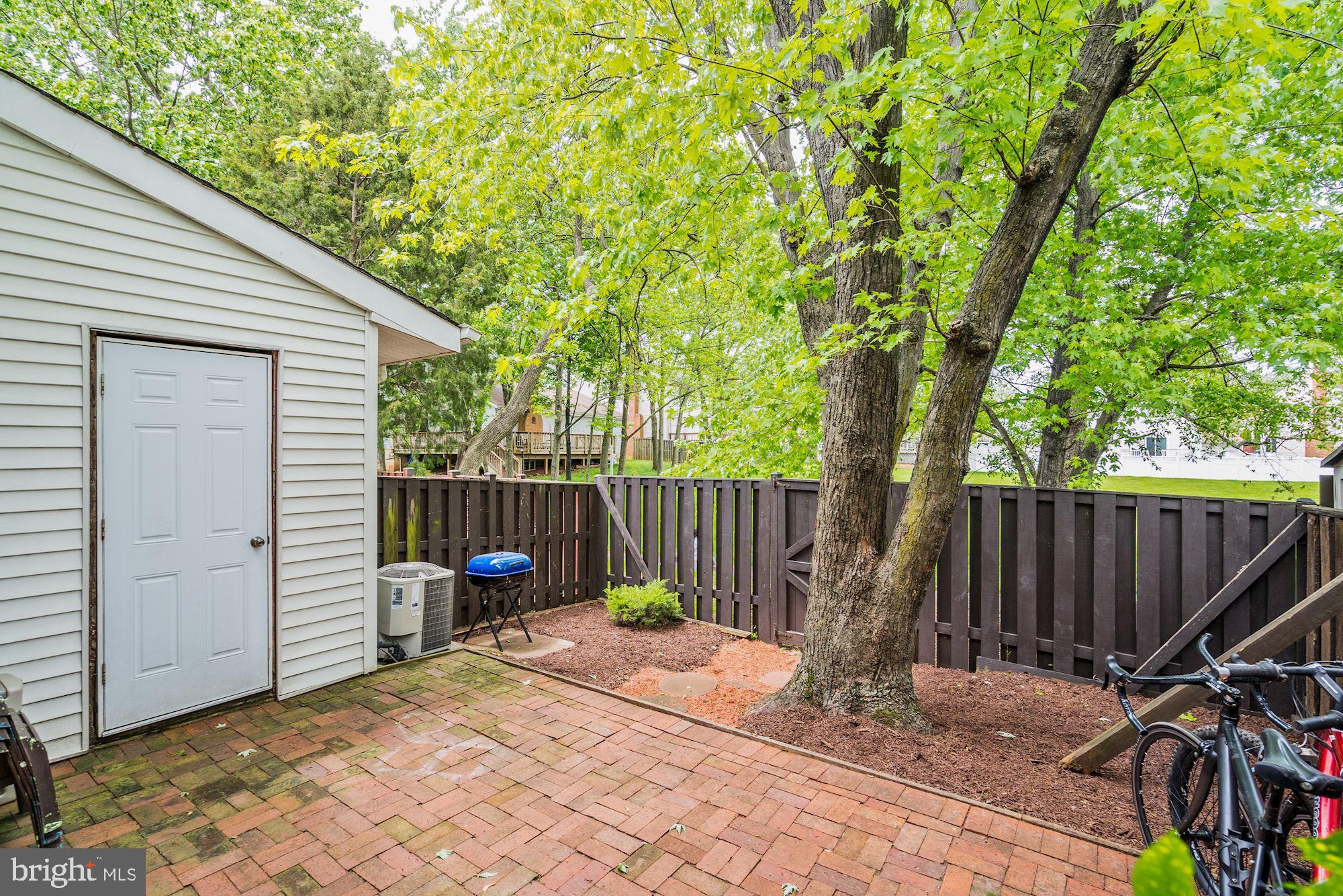 129 North Cottage Road Sterling, VA 20164 - Photo 26 of 29 Gallery Image 26