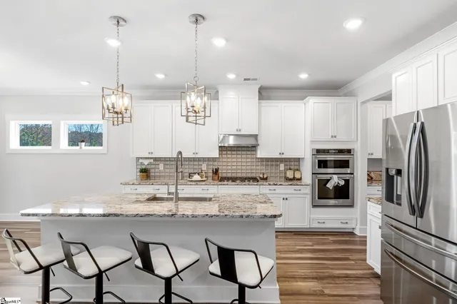 $565,000 | 901 Whitemarsh Avenue, Simpsonville, SC 29680