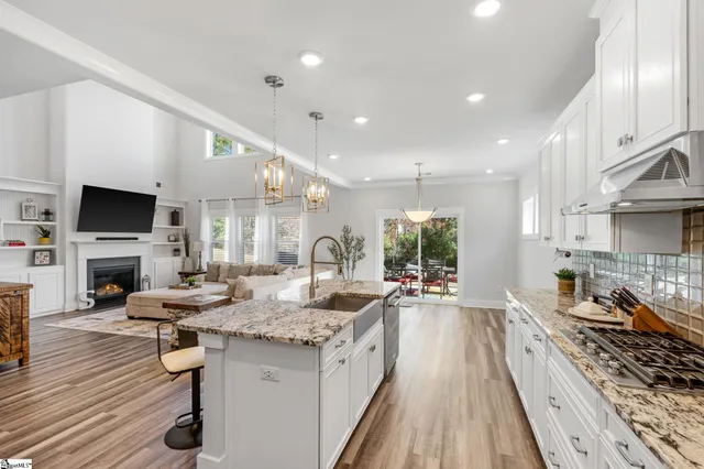 $565,000 | 901 Whitemarsh Avenue, Simpsonville, SC 29680