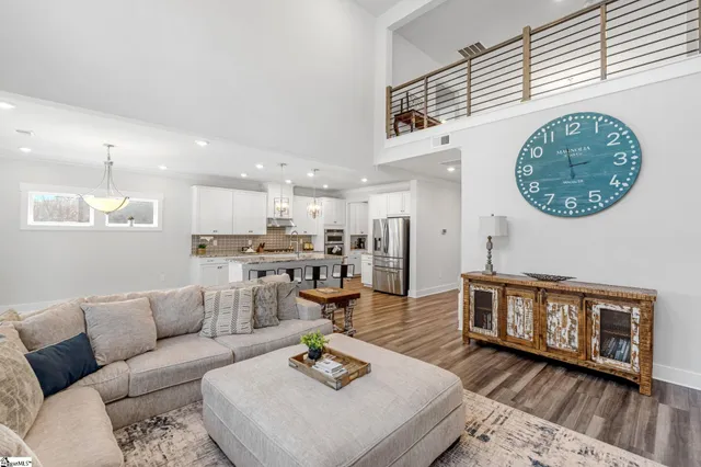 $565,000 | 901 Whitemarsh Avenue, Simpsonville, SC 29680