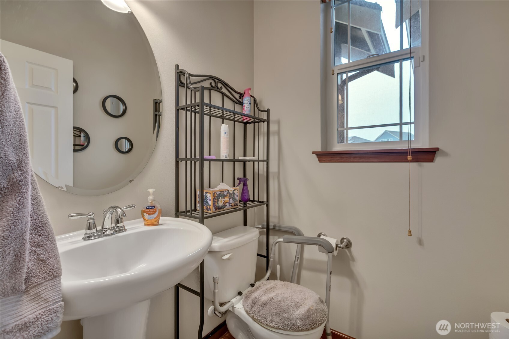 910 Boatman Avenue Northwest Orting, WA 98360 - Photo 16 of 39