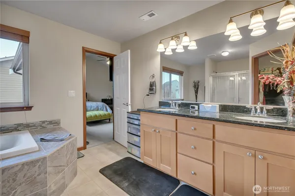 $610,000 | 910 Boatman Avenue Northwest, Orting, WA 98360