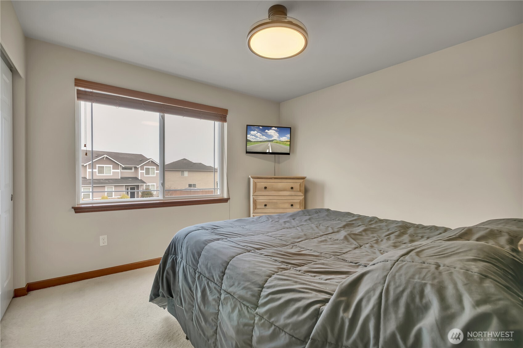 910 Boatman Avenue Northwest Orting, WA 98360 - Photo 26 of 39