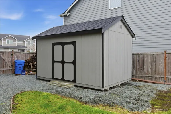 $610,000 | 910 Boatman Avenue Northwest, Orting, WA 98360