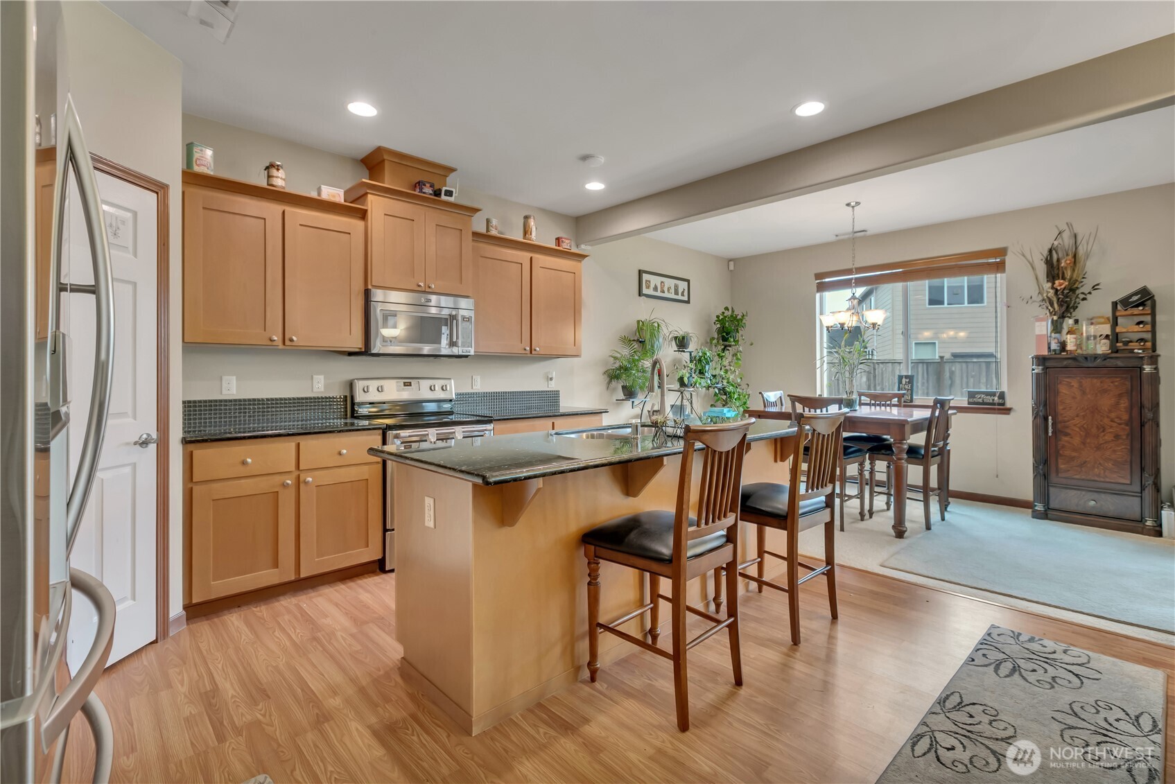 910 Boatman Avenue Northwest Orting, WA 98360 - Photo 5 of 39