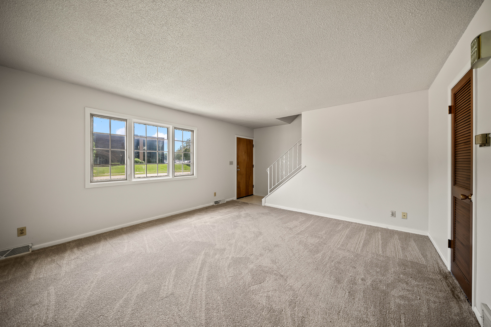 2009 53rd Street Moline, IL 61265 - Photo 3 of 40