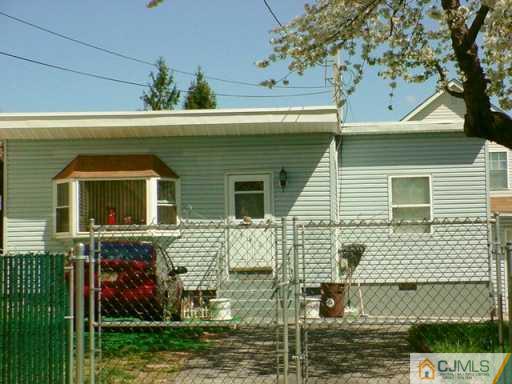 342 Ridgeley Street Perth Amboy, NJ 08861 - Photo 2 of 2
