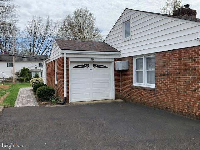 3123 Pine Road Huntingdon Valley, PA 19006 - Photo 3 of 22 Gallery Image 3