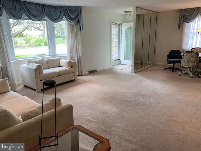 3123 Pine Road Huntingdon Valley, PA 19006 - Photo 7 of 22 Living room