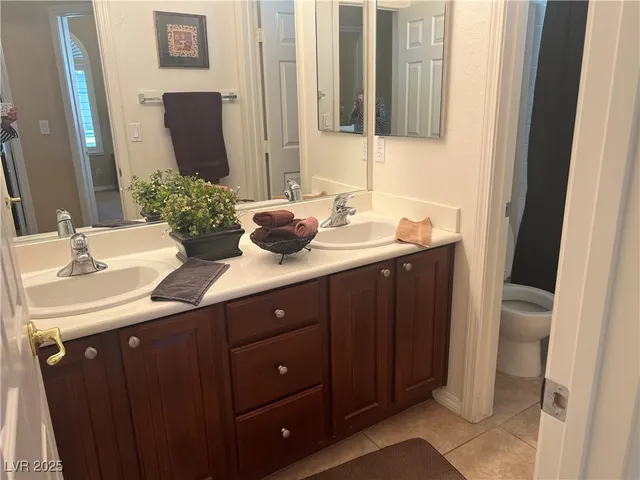 $2,700 | 6625 North Arbor Bluff Court, North Las Vegas, NV 89084