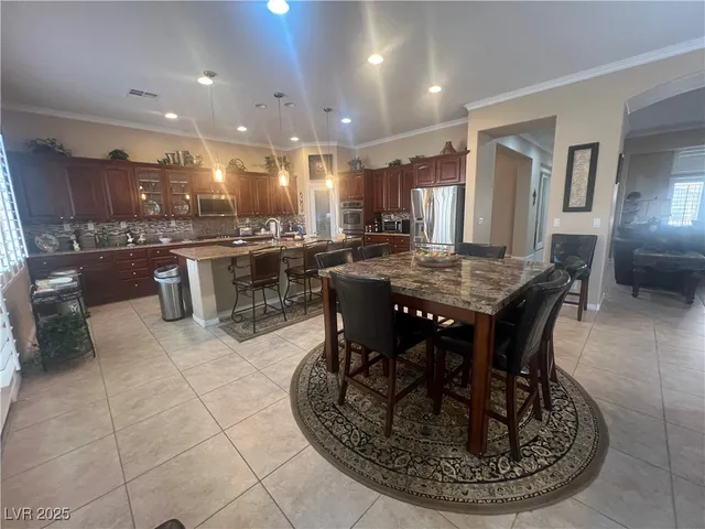 $2,700 | 6625 North Arbor Bluff Court, North Las Vegas, NV 89084