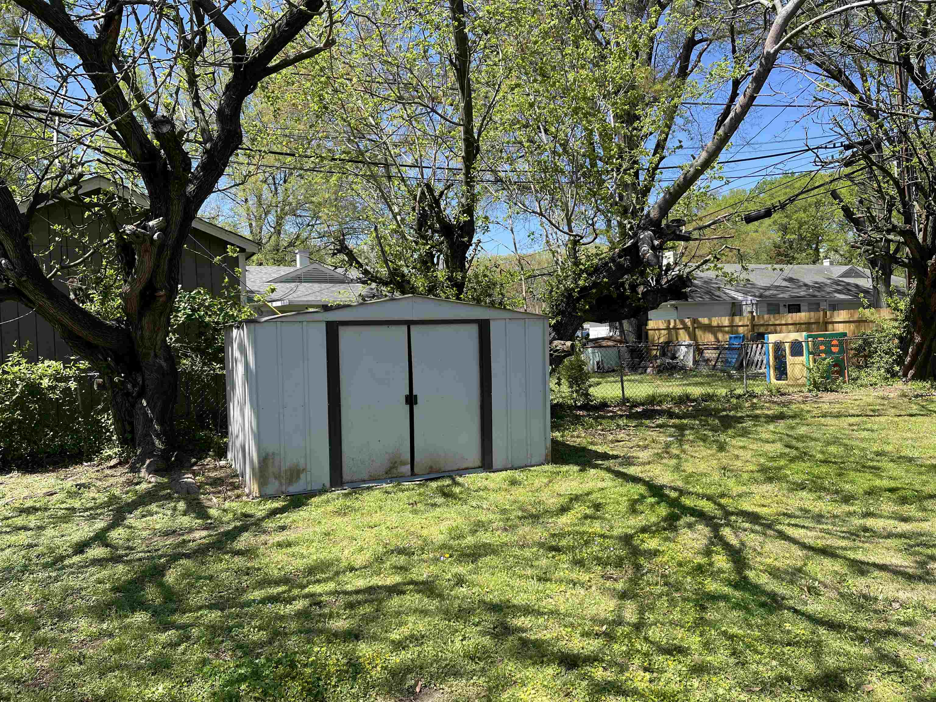 1703 South Perkins Road Memphis, TN 38117 - Photo 3 of 15 Gallery Image 3