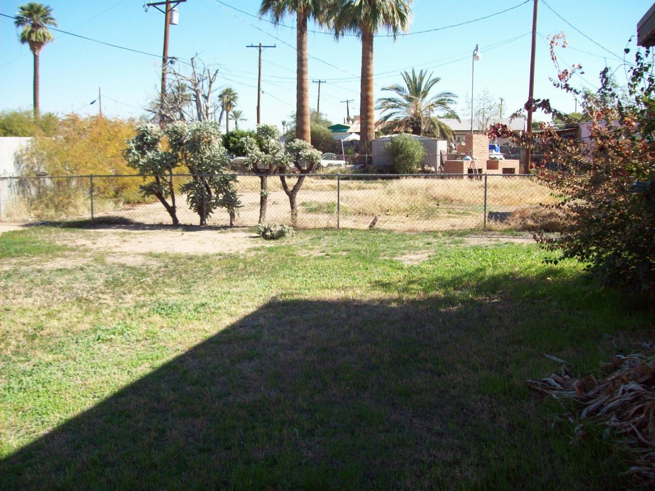126 West Roeser Road Phoenix, AZ 85041 - Photo 7 of 8 BKYD