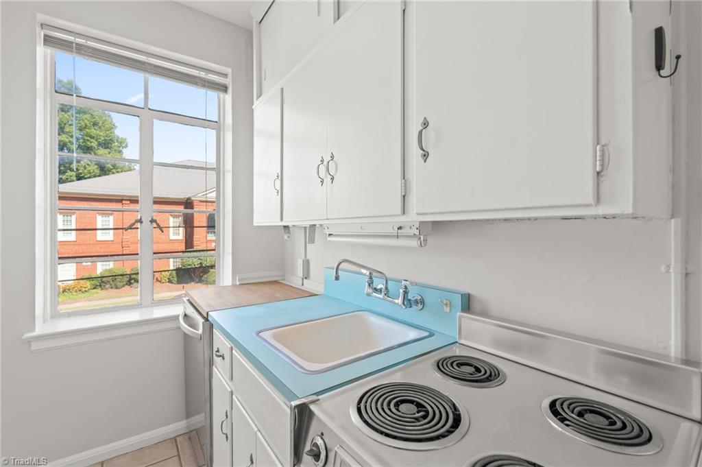 1219 North Main Street, Unit D High Point, NC 27262 - Photo 19 of 29 Gallery Image 19