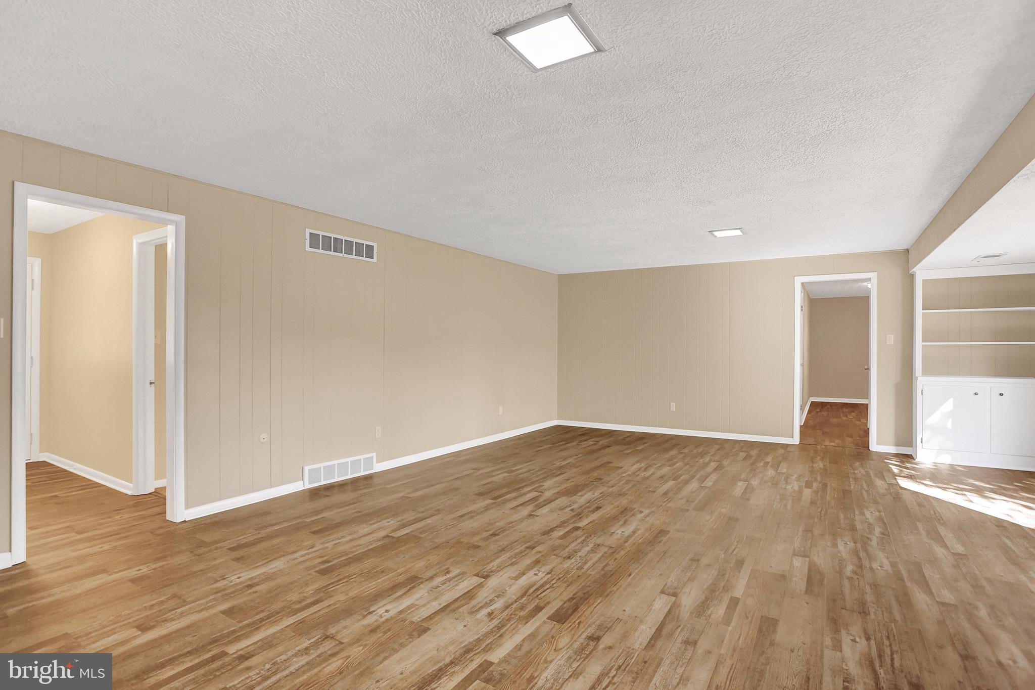2051 Garnet Road York, PA 17403 - Photo 26 of 53 Gallery Image 26