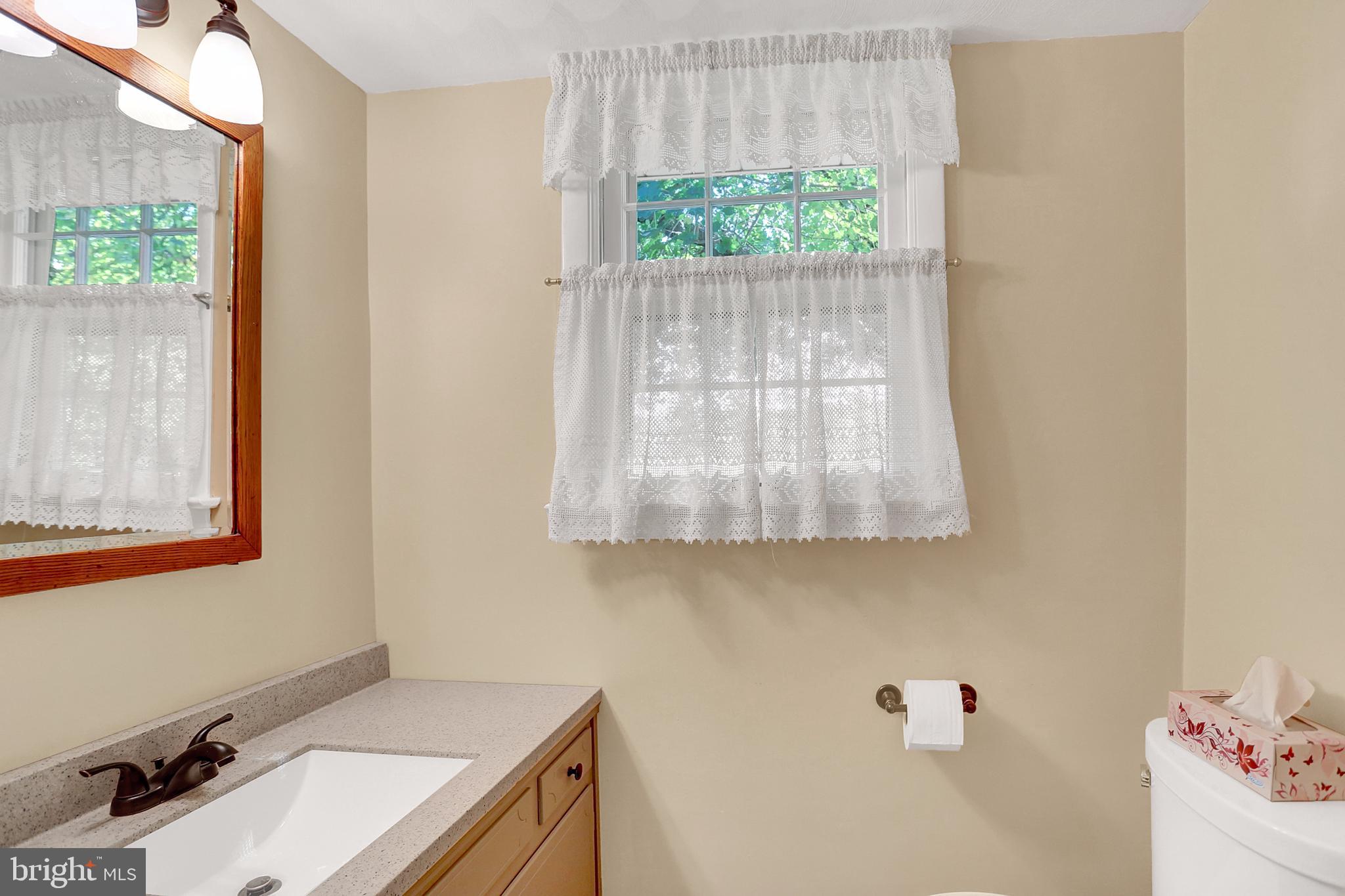 2051 Garnet Road York, PA 17403 - Photo 31 of 53 Gallery Image 31