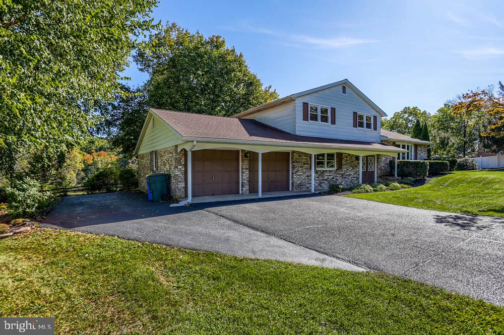 2051 Garnet Road York, PA 17403 - Photo 37 of 53 Gallery Image 37