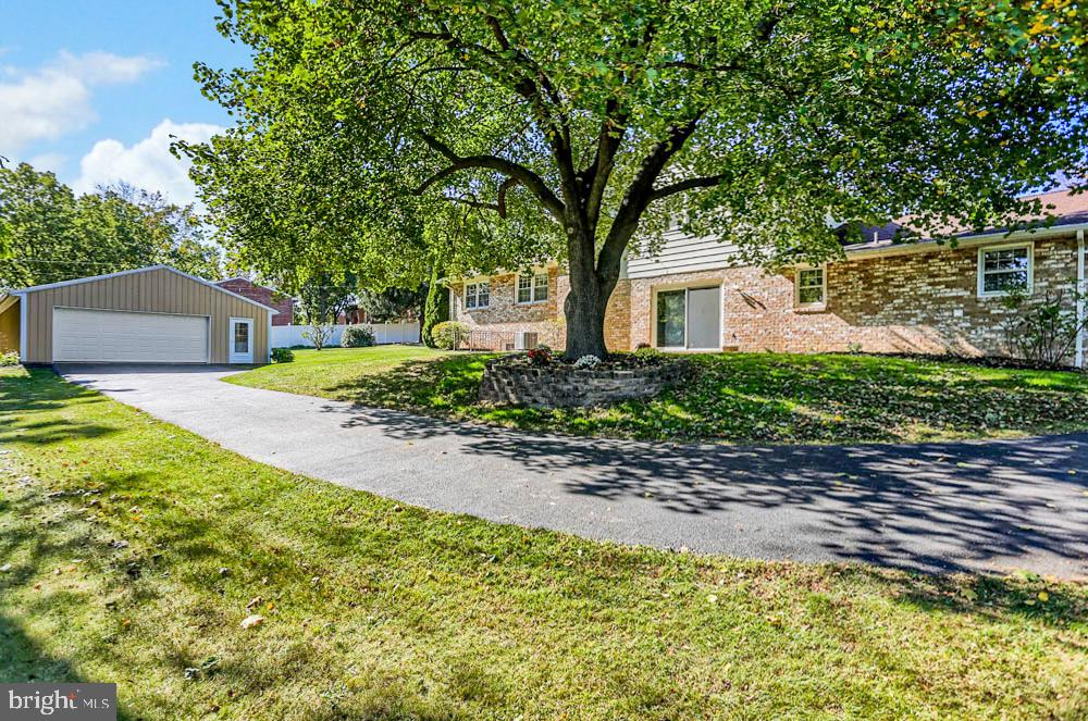 2051 Garnet Road York, PA 17403 - Photo 44 of 53 Gallery Image 44