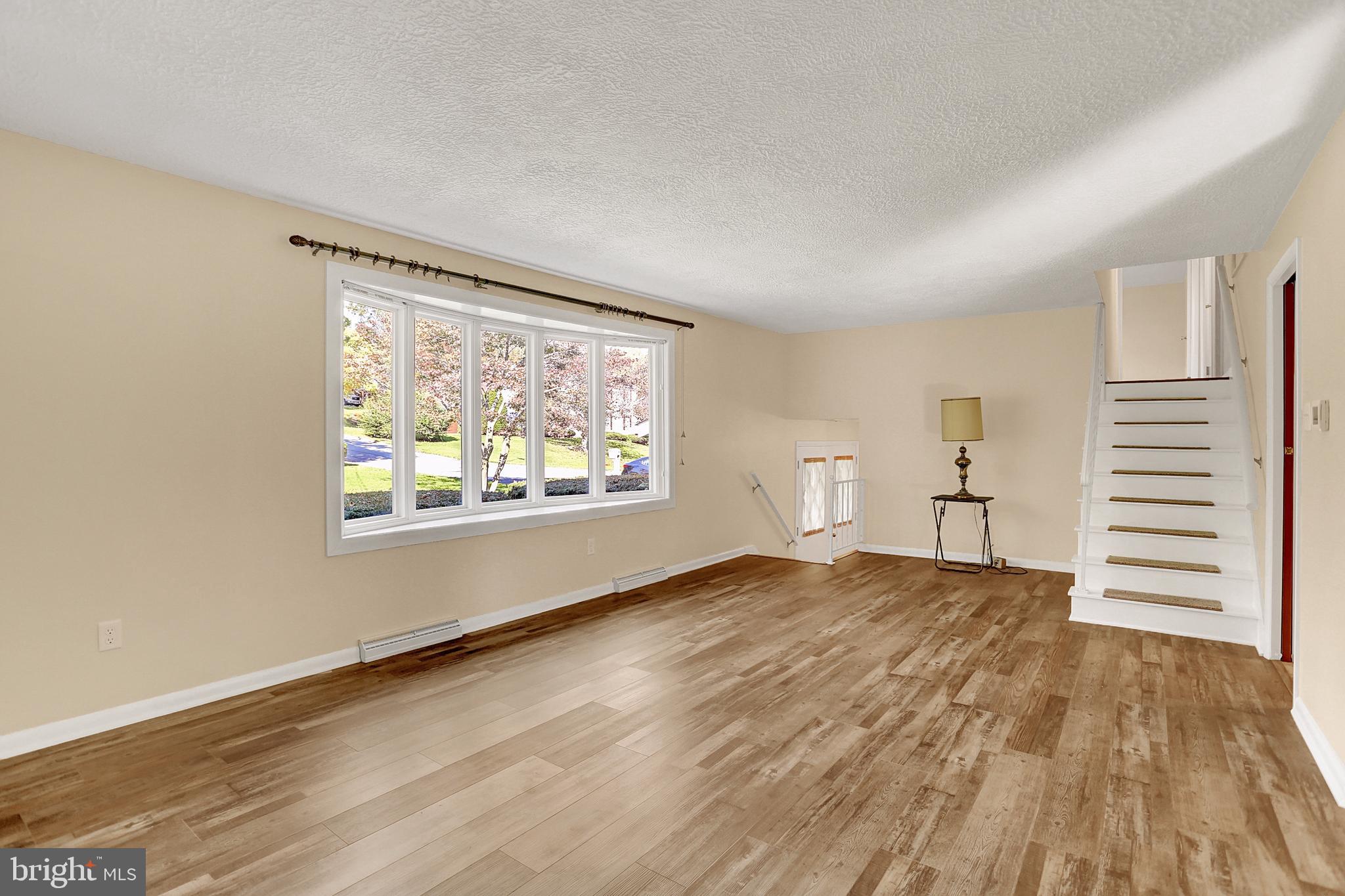 2051 Garnet Road York, PA 17403 - Photo 6 of 53 Gallery Image 6