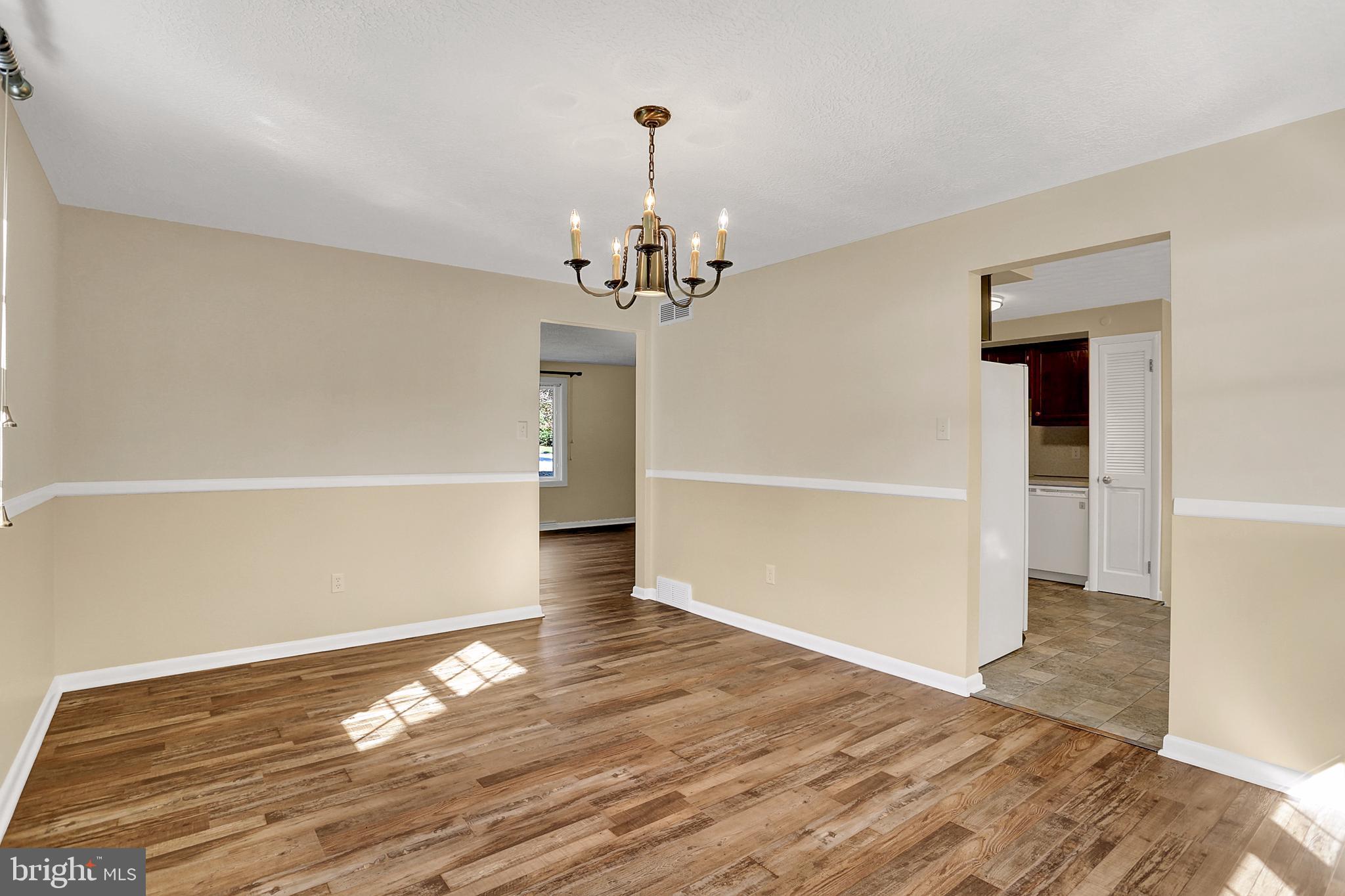 2051 Garnet Road York, PA 17403 - Photo 10 of 53 Gallery Image 10