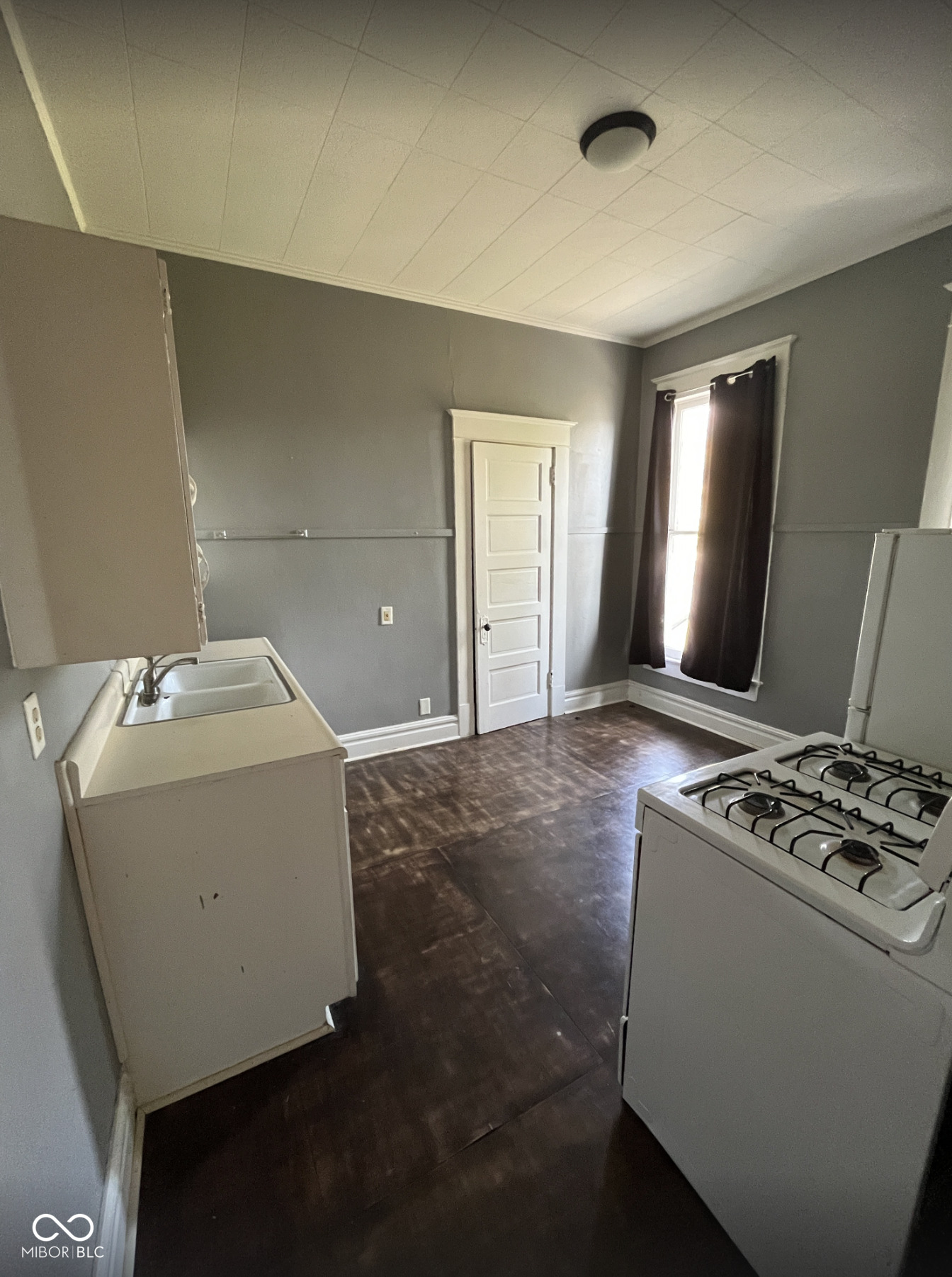 121 West 13th Street Anderson, IN 46016 - Photo 17 of 43