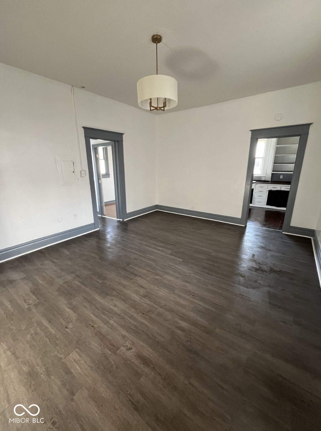 121 West 13th Street Anderson, IN 46016 - Photo 4 of 43