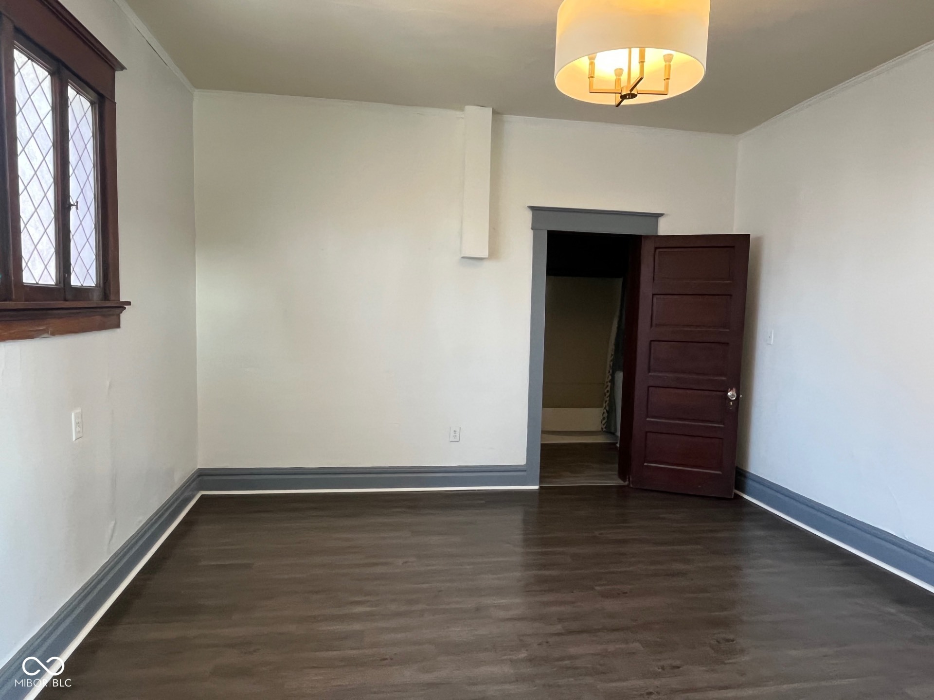 121 West 13th Street Anderson, IN 46016 - Photo 6 of 43