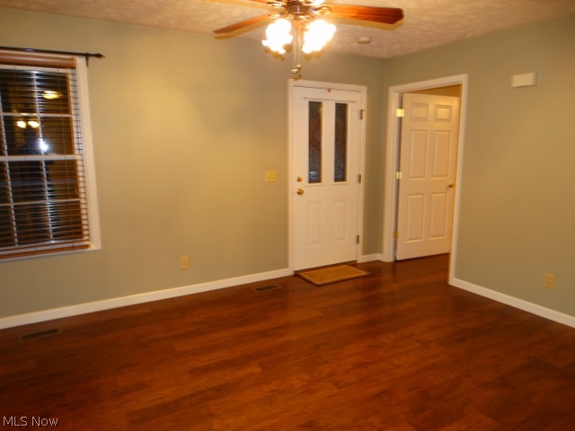 2551 Douglas Road Ashtabula, OH 44004 - Photo 10 of 20 Gallery Image 10